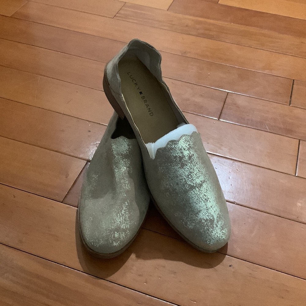 Lucky brand slip on metallic loafers size 10 new